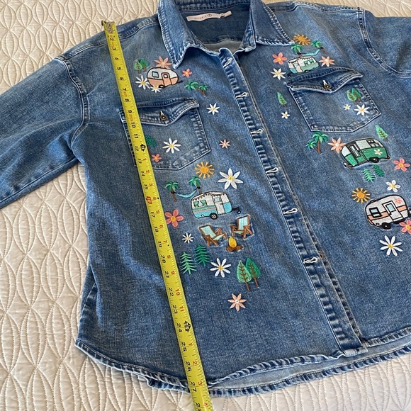 Billy T Denim Happy Camper Embroidered Shirt Shacket Overshirt MSRP $142 - Picture 12 of 16